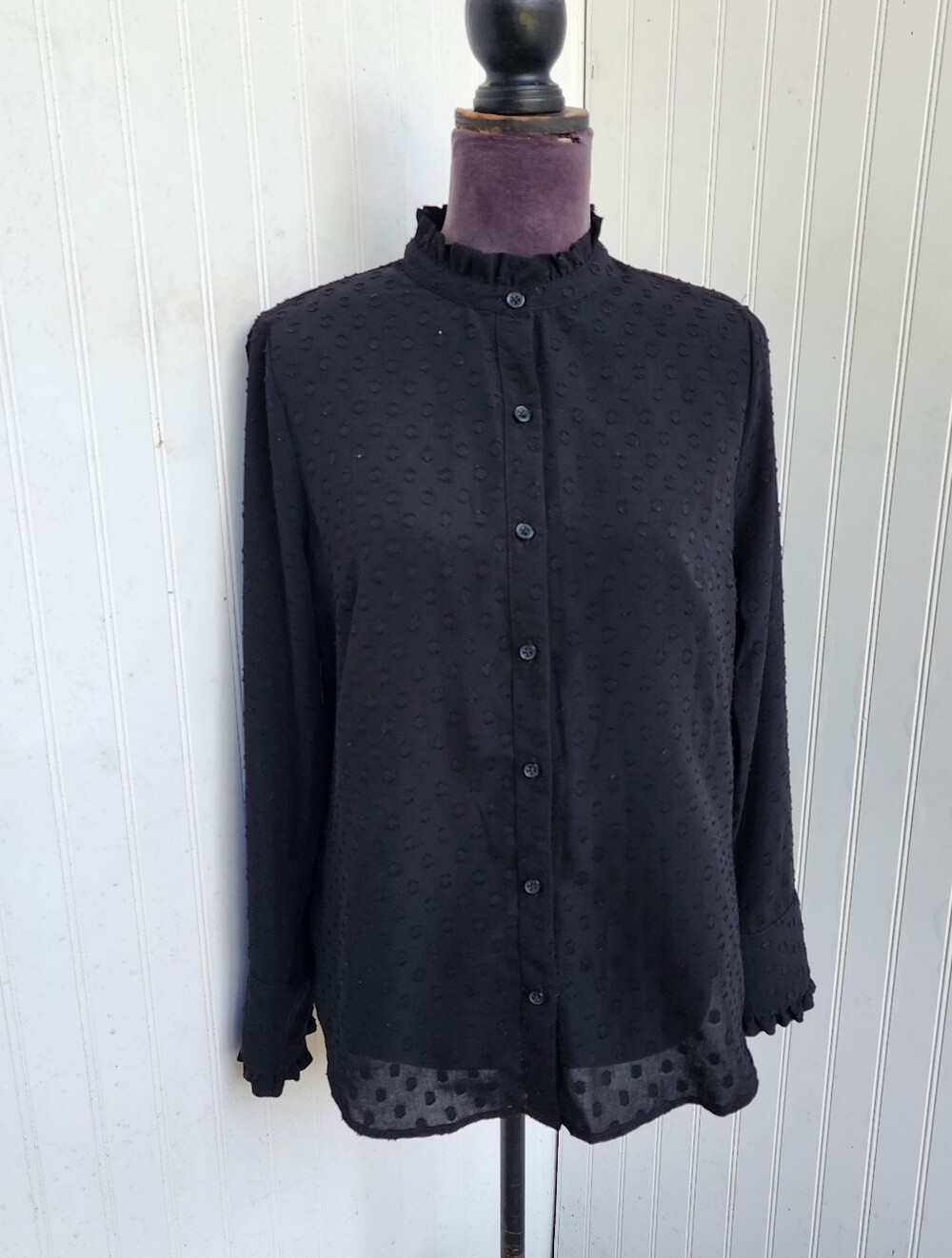 Banana Republic Black Swiss Dot Long Sleeve Textured Button up Blouse Top Sz S